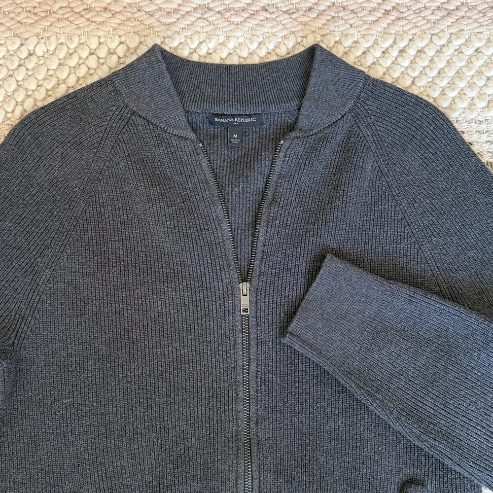 Banana Republic Full Zip Charcoal Grey Knit Cardigan Men’s Medium - Picture 2 of 8